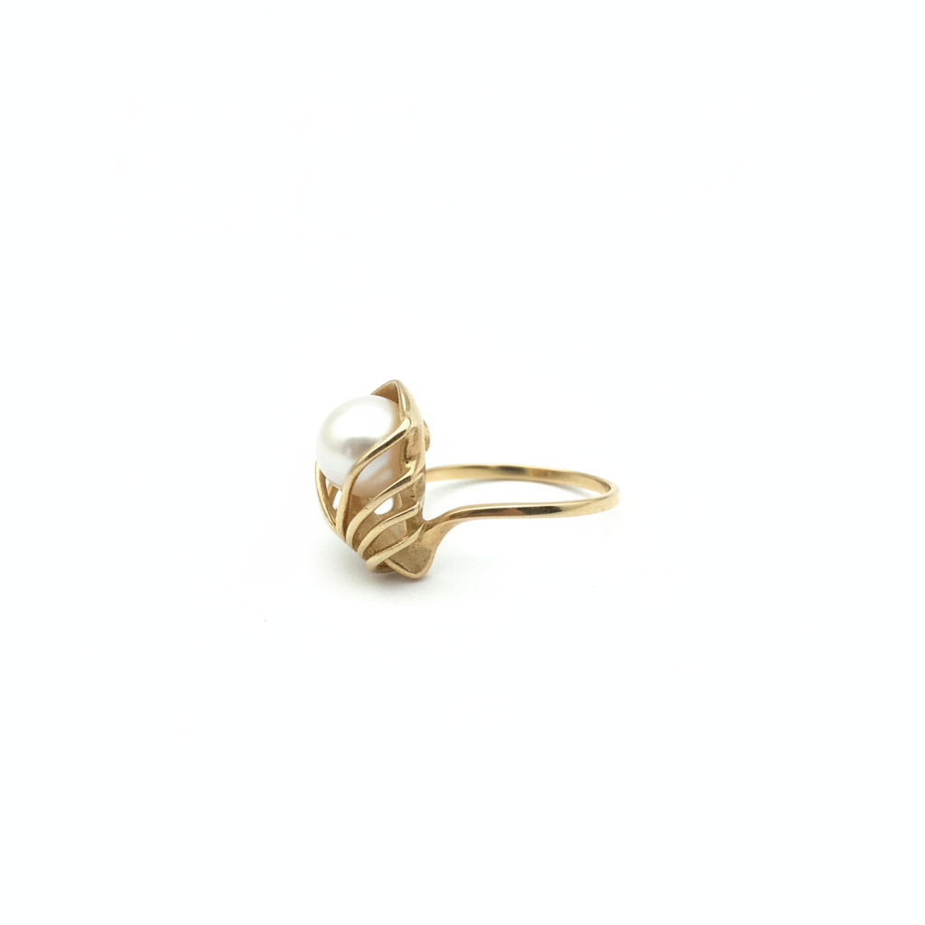 Side view of the pearl and solo diamond ring from the Chikahisa Ancestor Collection