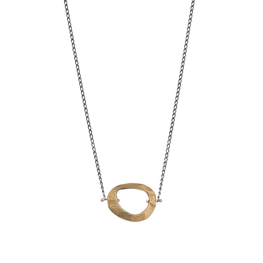 The Skipping Stones Simple Necklace in Bronze is the essential necklace to layer or wear solo for an effortless style.