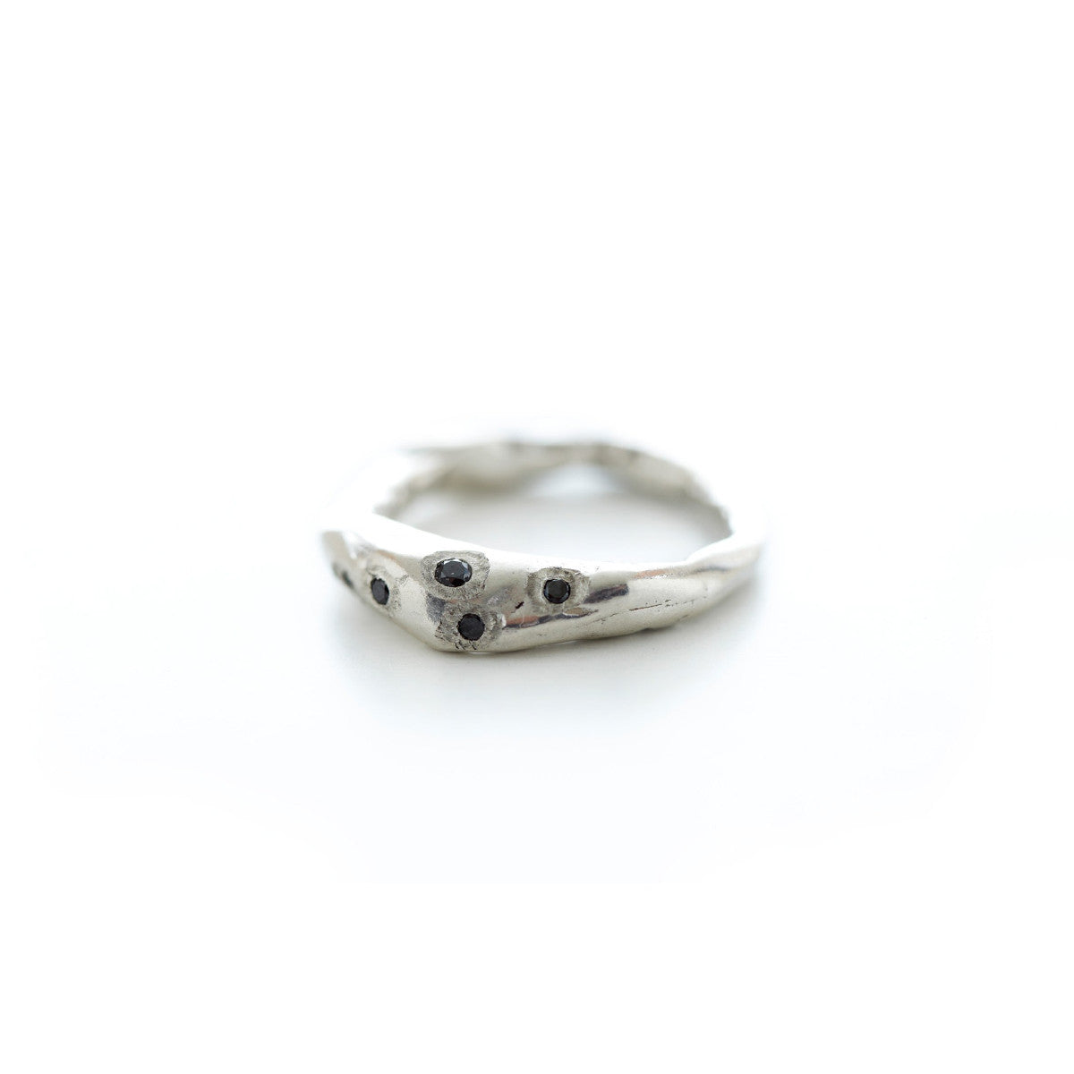 The Constellation Ring is the perfect ring for dreamers who are grounded in reality. It's a tribute to the stars above, Japanese culture and the power of those who dare to dream big.