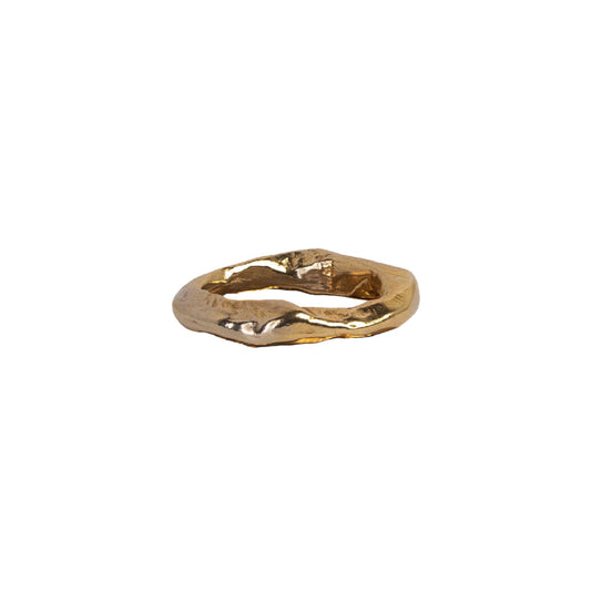 The Element Ring in Bronze is inspired by the organic beauty in nature. Designed with the art of wabi sabi it will express the natural beauty you have within.