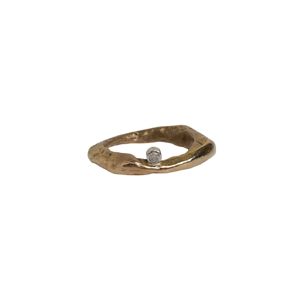 The Odyssey Ring is a tribute to the raw beauty and energy of nature. It's not just a beautiful ring - it's a daily reminder to embrace the wonder.
