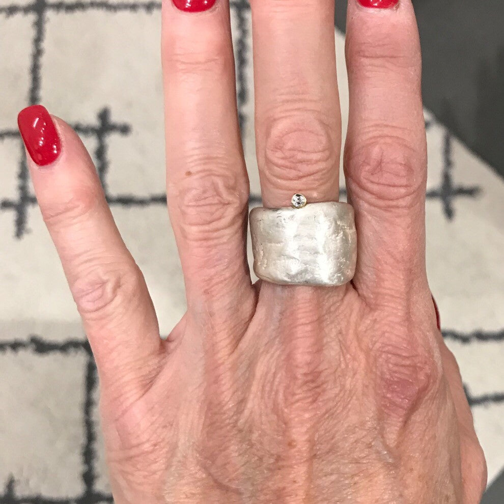 Relic Ring in Silver