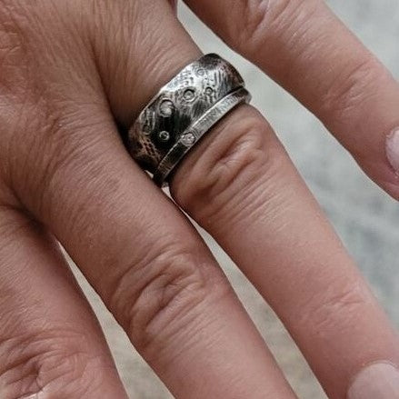 Venus Ring with Diamonds