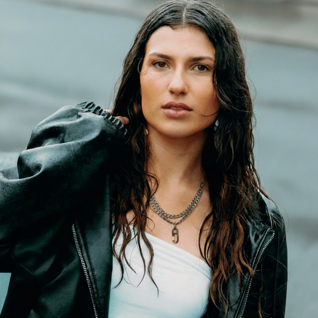 Rocker Chic Chain on model