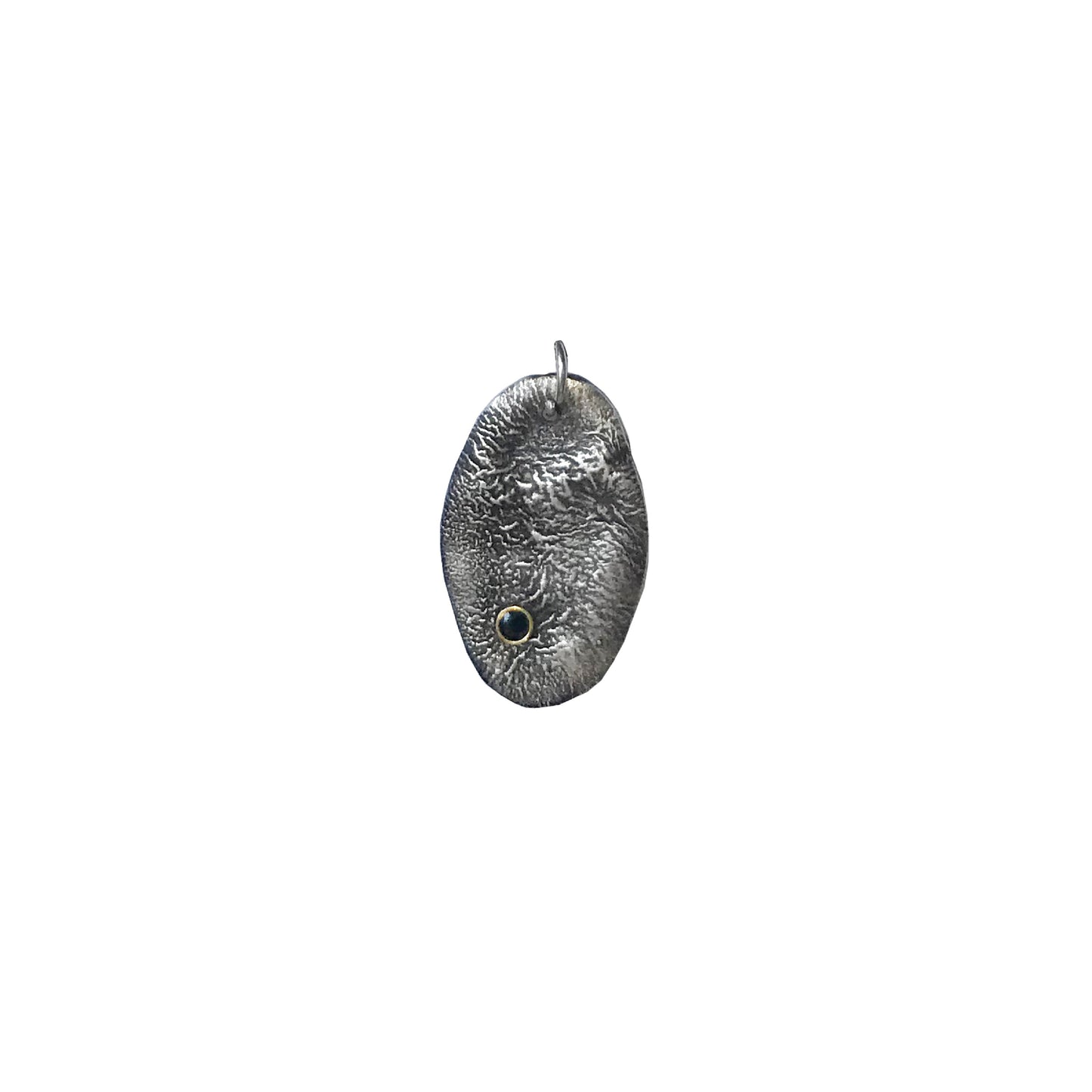 Hope is a dream or desire that you want to have happen in your life. We all have a wish or resolution we are working towards. But we get distracted. Or start to doubt. This Talisman, Hope is thoughtfully designed to help you manifest your dreams and desires.