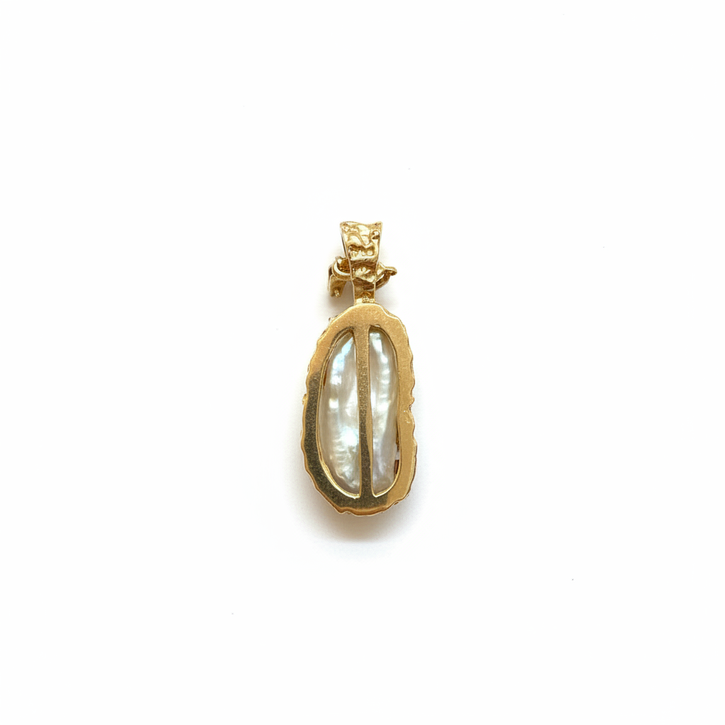 Back side of the Freshwater Pearl Necklace from the Chikahisa Ancestor Collection 