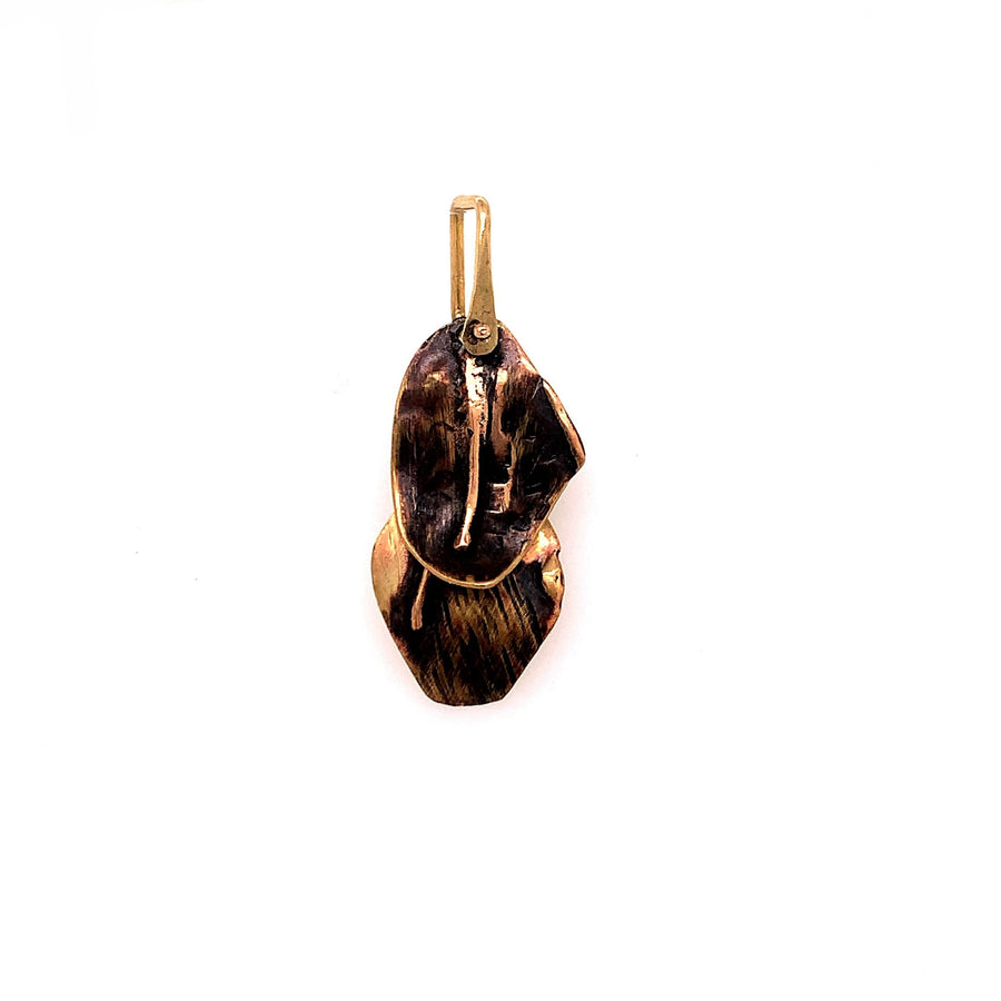 This Talisman is represented by leaves. Sprouts will begin to emerge and turn into something beautiful. It doesn't happen overnight but through small steps and actions. Growth comes from the nurturing of the soul.