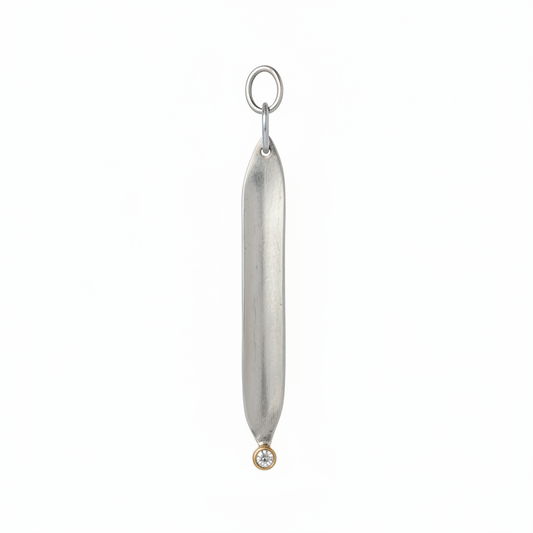 The Strength Talisman will remind you that your inner strength is there, waiting to be acknowledged. Shaped as a shield with a brilliant diamond that shines as bright as you.