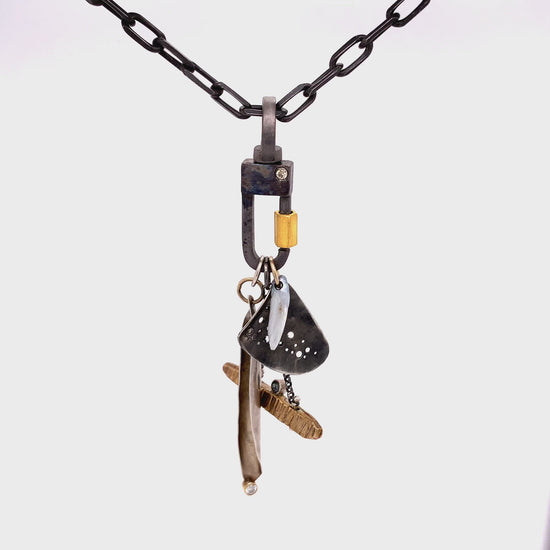 The Strength Talisman will remind you that your inner strength is there, waiting to be acknowledged. Shaped as a shield with a brilliant diamond that shines as bright as you.
